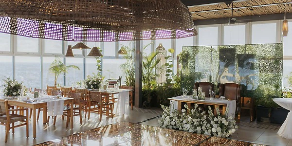 Vista Prime rooftop dining venue setup for weddings at Dreams Vista Cancun Golf & Spa Resort
